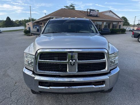 Used 2012 RAM 2500 ST w/ Chrome Appearance Group AWD/4WD image 3
