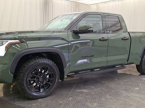 Used 2022 Toyota Tundra Limited w/ TRD Off-Road Package AWD/4WD image 7