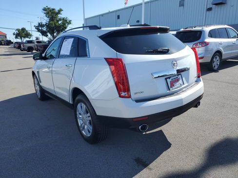Used 2015 Cadillac SRX FWD image 3