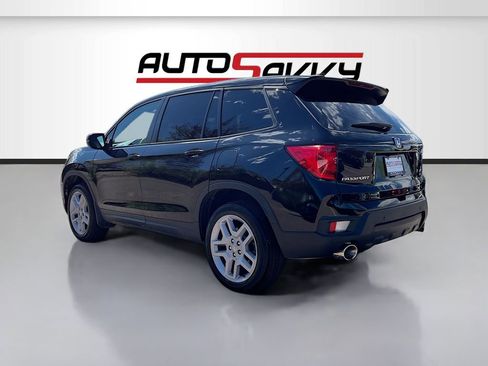 Used 2025 Honda Passport EX-L image 5