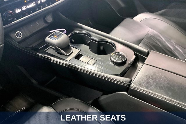 Used 2023 Nissan Rogue Platinum AWD/4WD image 23