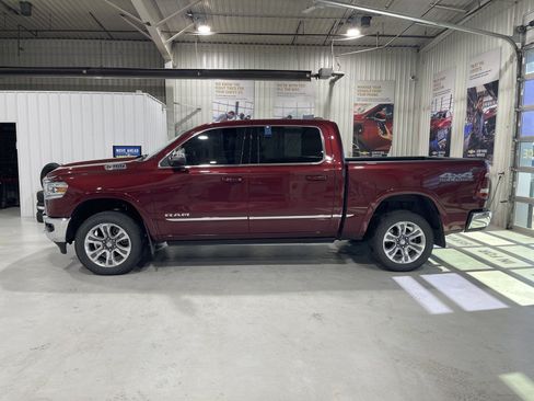 Used 2023 RAM 1500 Limited AWD/4WD image 5