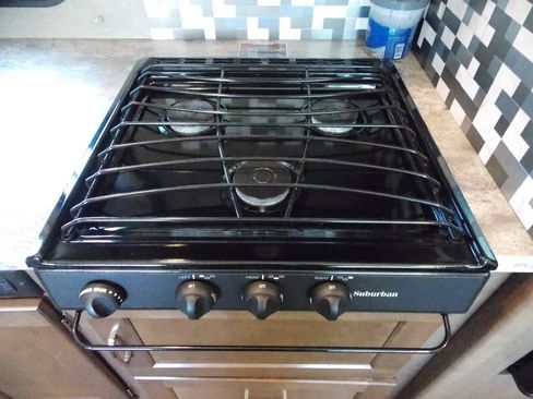 Used 2018 Ford E-350 and Econoline 350 Super Duty w/ Motorhome Prep Package image 32