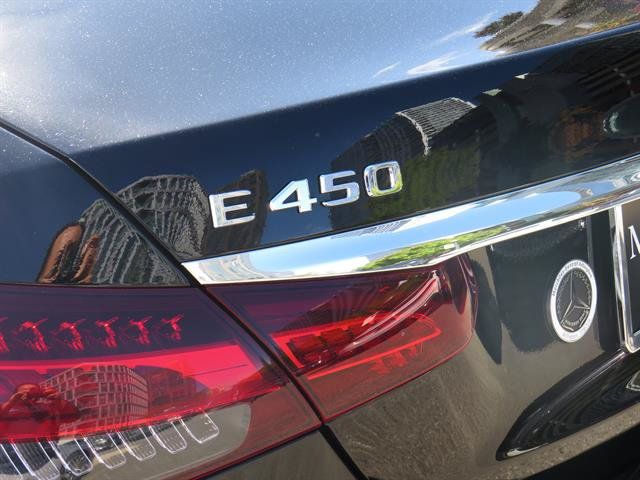 Certified 2023 Mercedes-Benz E 450 4MATIC Sedan w/ Premium Package image 28