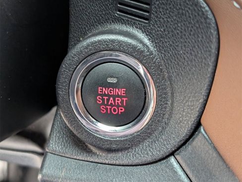 Used 2021 Subaru Outback Touring XT image 18