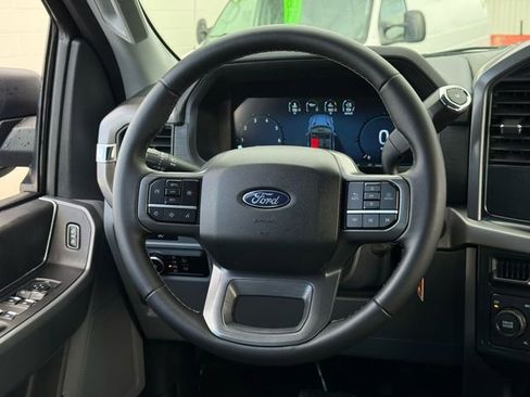 Used 2025 Ford F150 XLT w/ Equipment Group 301A Standard image 5