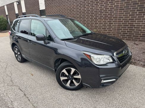Used 2017 Subaru Forester 2.5i Premium w/ All-Weather Package image 37
