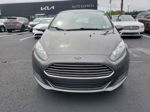 Used 2019 Ford Fiesta SE FWD image 9