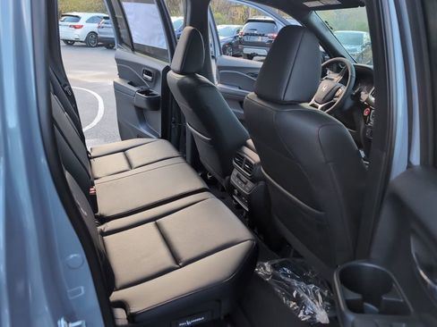 New 2026 Honda Ridgeline Black Edition image 16