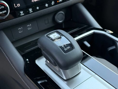 New 2026 Mitsubishi Outlander LE FWD image 29