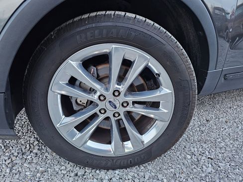 Used 2018 Ford Explorer XLT w/ Equipment Group 202A image 77