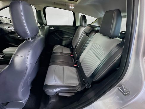 Used 2019 Ford Escape Titanium AWD/4WD image 27