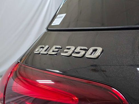 Used 2025 Mercedes-Benz GLE 350 4MATIC image 17