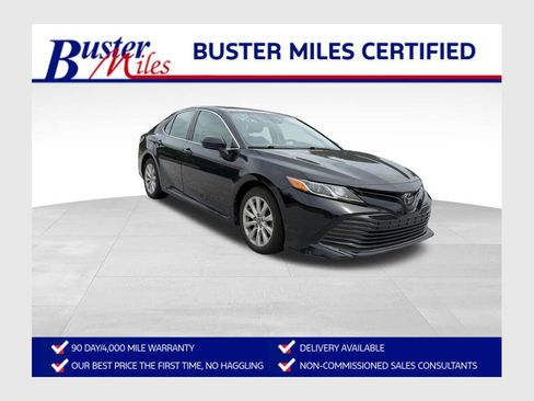 Used 2020 Toyota Camry LE w/ Carpet Mat Package FWD image 1