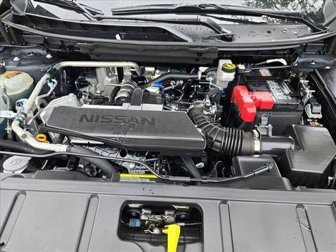 Used 2026 Nissan Rogue SV FWD image 22