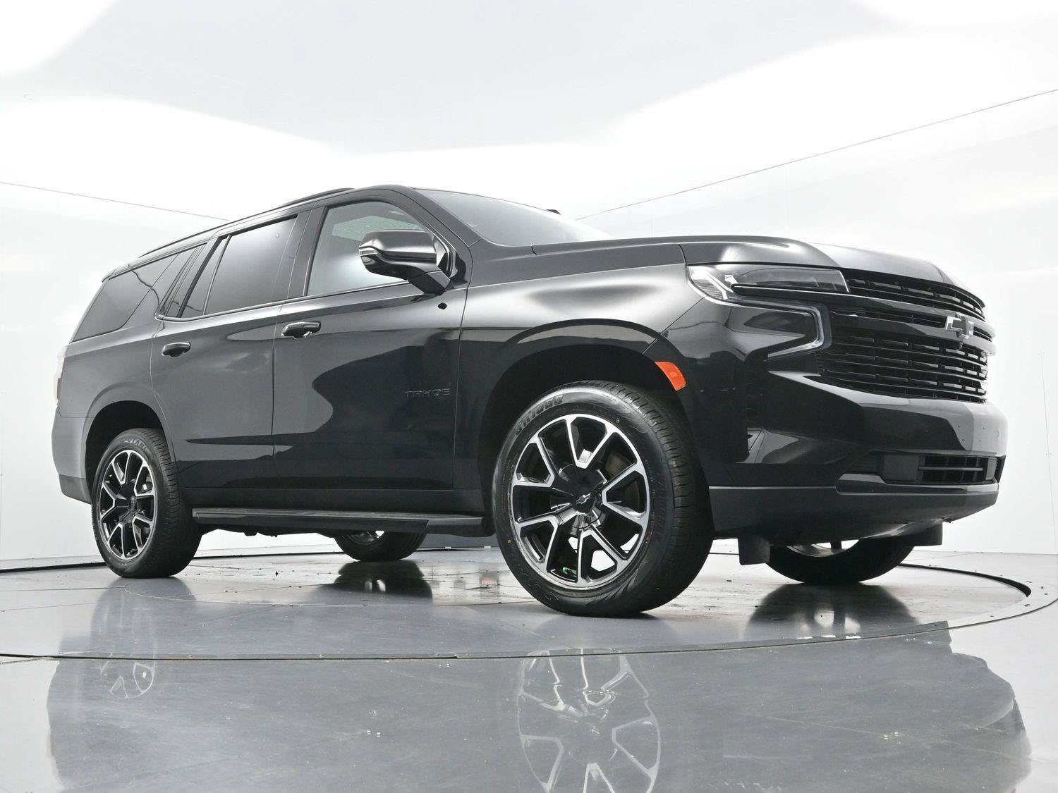 Used 2024 Chevrolet Tahoe RST w/ Luxury Package AWD/4WD image 52