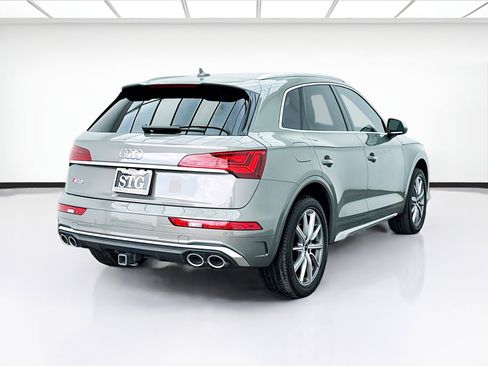 Used 2023 Audi SQ5 Premium w/ Convenience Package image 4