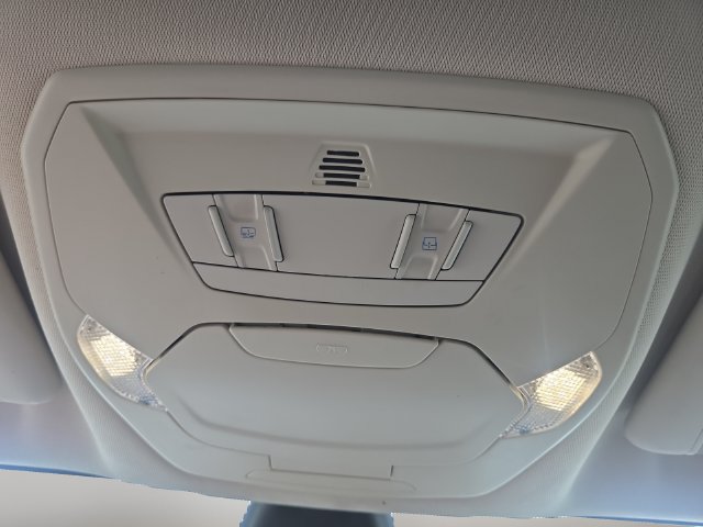 Used 2019 Ford Escape Titanium AWD/4WD image 27