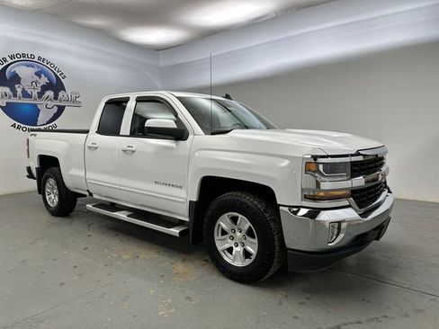 Used 2018 Chevrolet Silverado 1500 LT w/ All Star Edition image 12