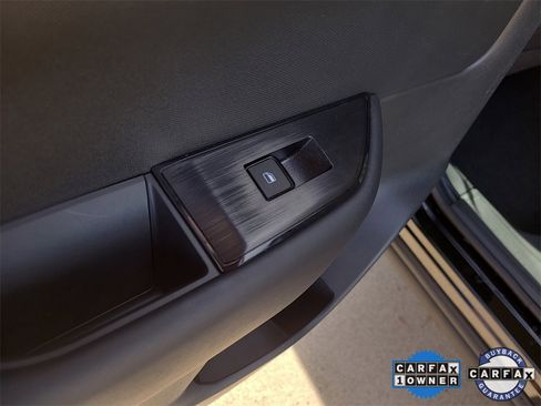 Certified 2025 Nissan Rogue S image 13