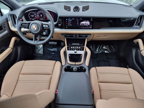 New 2026 Porsche Cayenne Coupe AWD/4WD image 28