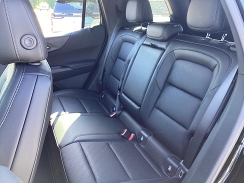 New 2026 Chevrolet Equinox LT w/ Convenience Package II image 38