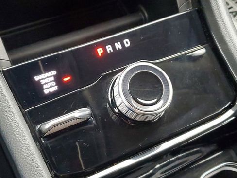 Used 2023 Jeep Grand Cherokee Limited image 27