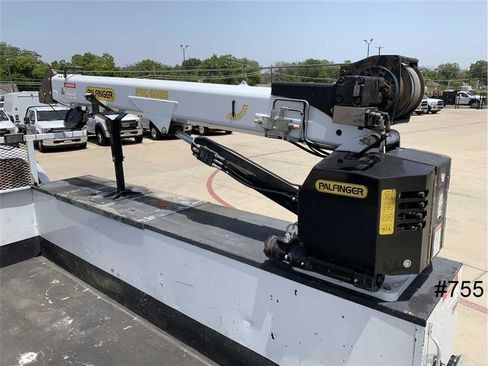 Used 2016 Ford F550 4x4 SuperCab Super Duty image 15