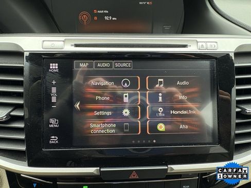 Used 2016 Honda Accord Touring image 6