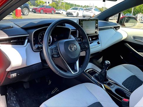 Used 2019 Toyota Corolla SE FWD image 13