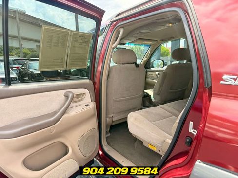 Used 2004 Toyota Sequoia SR5 RWD image 20