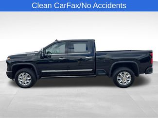 Used 2024 Chevrolet Silverado 2500 High Country w/ High Country Premium Package AWD/4WD video 2