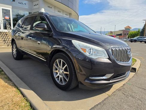 Used 2017 Buick Enclave Leather w/ Trailering Package AWD/4WD image 3