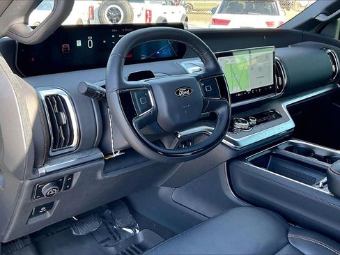 New 2025 Ford Expedition Tremor image 5