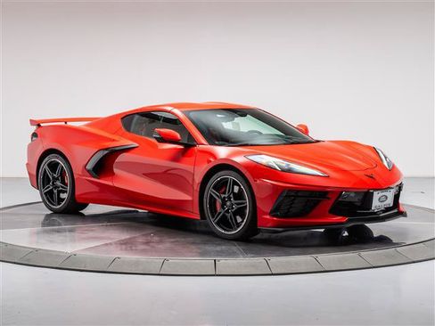 Used 2025 Chevrolet Corvette Stingray Preferred Cpe w/ Z51 Performance Package RWD image 7