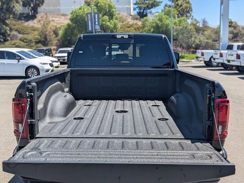 New 2026 RAM 2500 Laramie AWD/4WD image 7