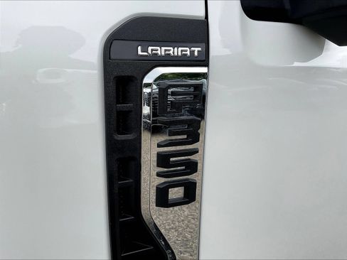 Used 2023 Ford F350 Lariat AWD/4WD image 27