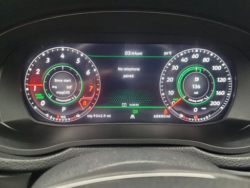 Used 2018 Volkswagen Passat 2.0T R-Line FWD image 23