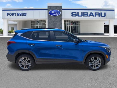 Used 2022 Kia Seltos S FWD image 4