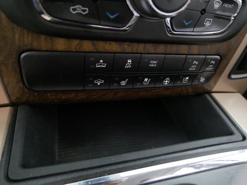 Used 2016 RAM 1500 Laramie Longhorn w/ Convenience Group AWD/4WD image 31