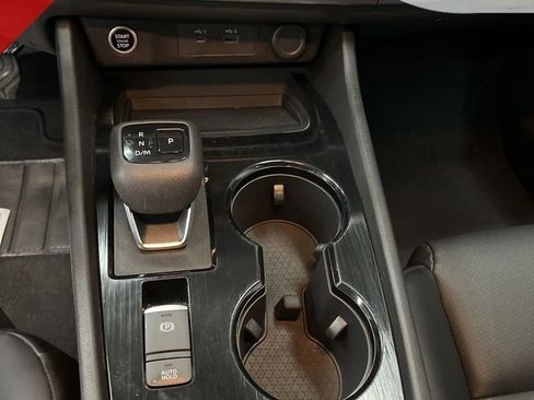 Used 2023 Nissan Rogue SV w/ SV Premium Package image 33