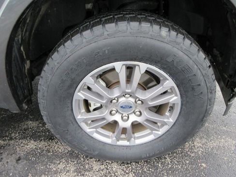 Used 2019 Ford F150 Lariat w/ Trailer Tow Package AWD/4WD image 9