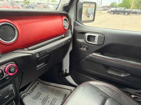 Used 2020 Jeep Wrangler Unlimited Rubicon AWD/4WD image 37