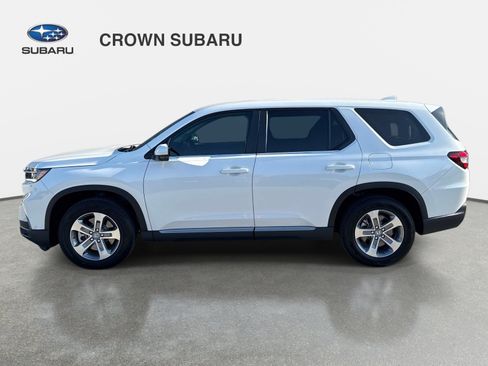 Used 2025 Honda Pilot EX-L image 8