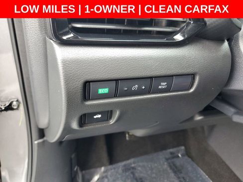 Used 2023 Nissan Sentra SR w/ Midnight Edition Package FWD image 26