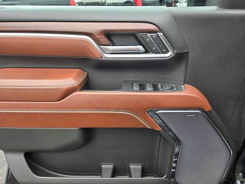 Used 2024 GMC Sierra 2500 Denali Ultimate w/ Max Trailering Package image 17