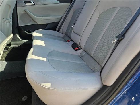 Used 2017 Hyundai Sonata SE image 17
