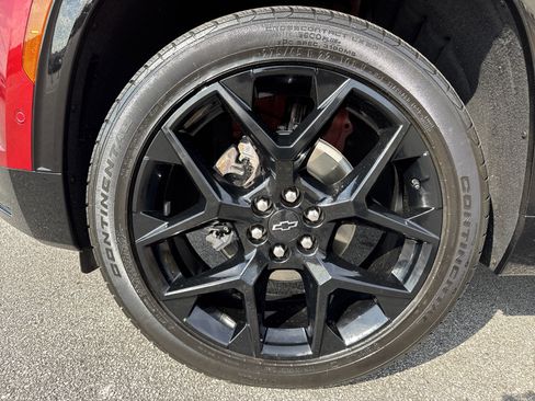 Used 2024 Chevrolet Traverse RS image 13