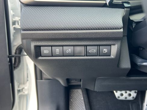 New 2026 Toyota Camry Hybrid image 16