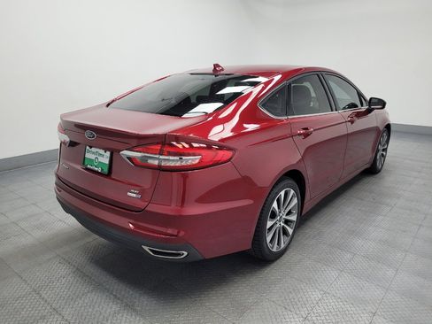 Used 2019 Ford Fusion SE AWD/4WD image 9